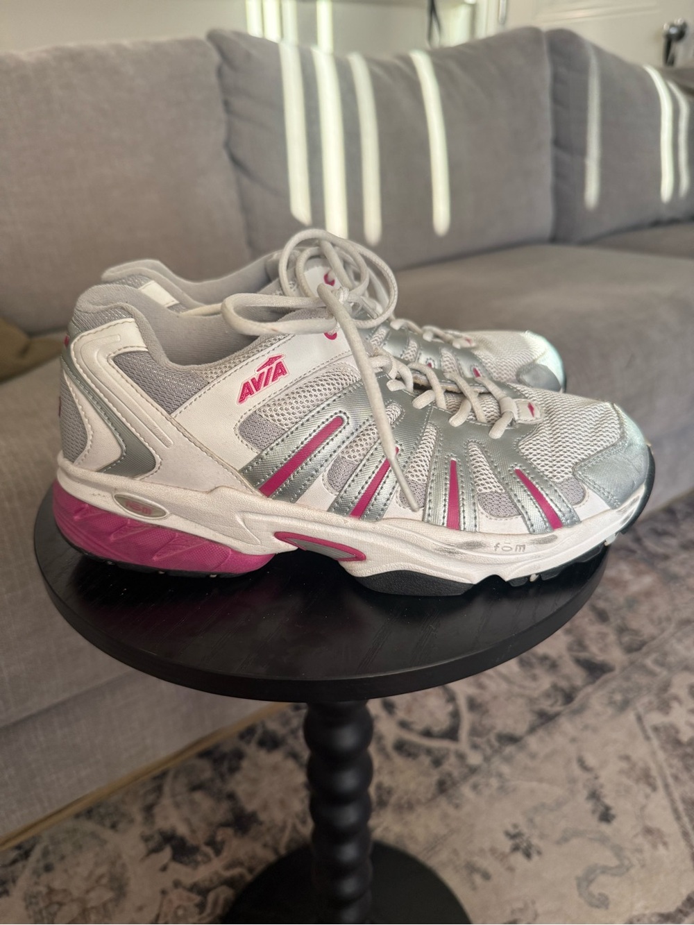 Avia Women's Silver and Pink Athletic Sneakers SZ 8.5
